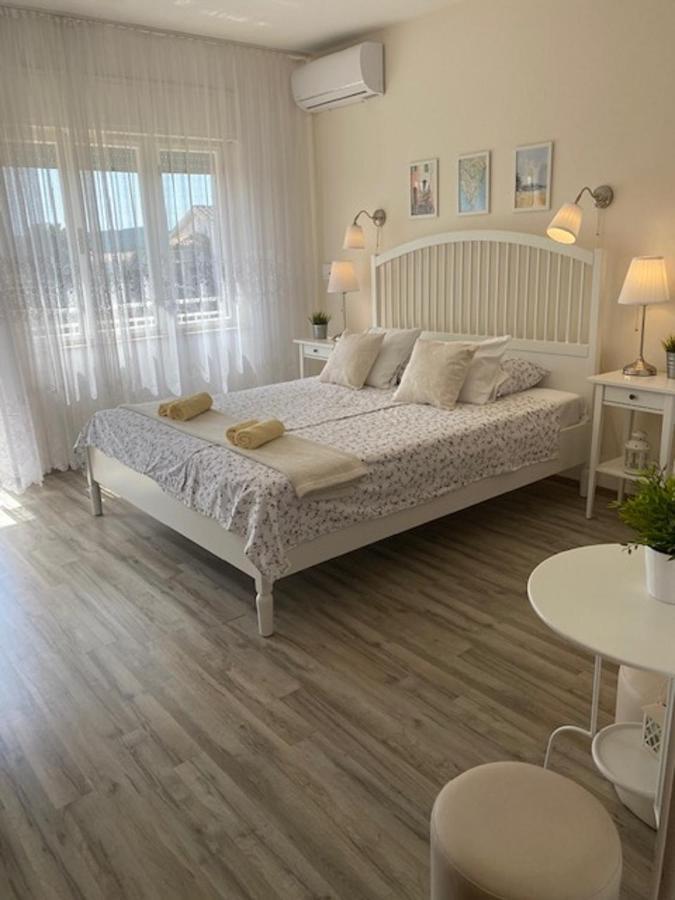 Hotel Kosovic Family House à Medulin Extérieur photo
